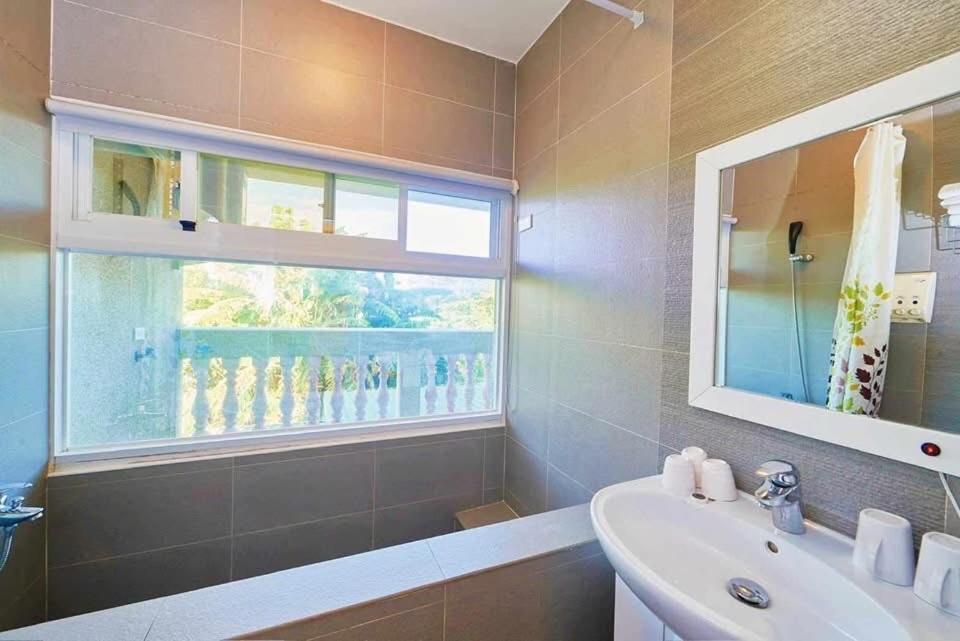 Ocean Mam Bo Homestay Джиан Екстериор снимка